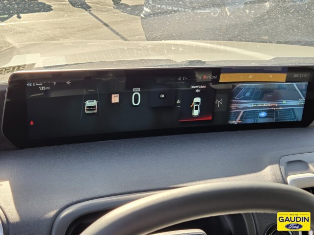 Certified 2025 Ford Expedition Active AWD/4WD image 20