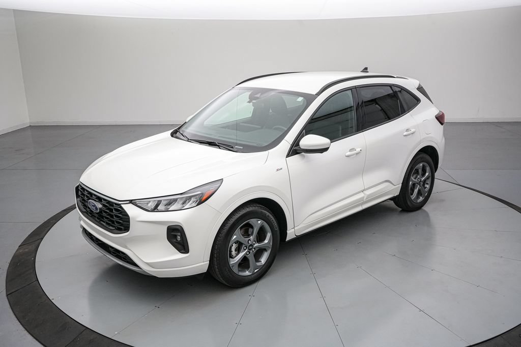 Certified 2023 Ford Escape ST-Line Select w/ Tech Pack #2 AWD/4WD image 8