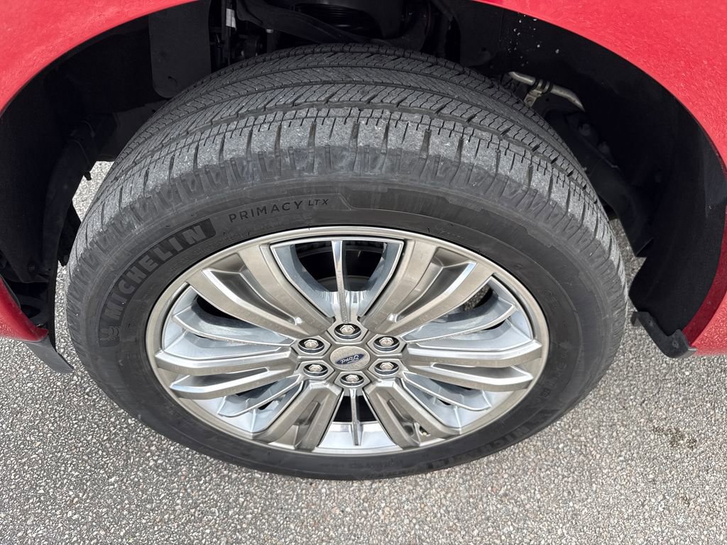 Certified 2024 Ford F150 Platinum w/ Equipment Group 703A Plus image 13