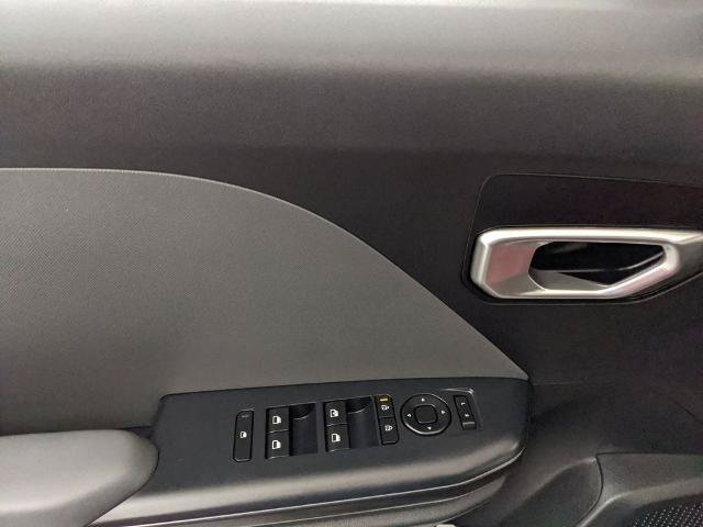 Used 2025 Kia K4 FWD image 14