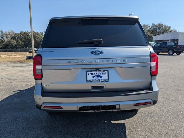 Certified 2022 Ford Expedition XLT image 4