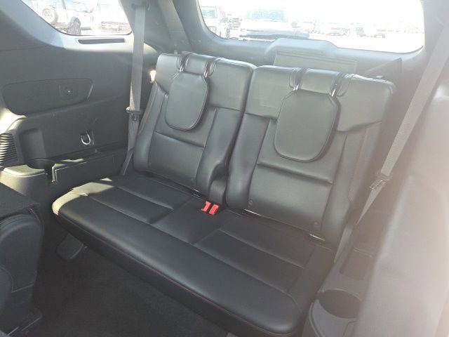 Certified 2025 Ford Explorer ST image 17