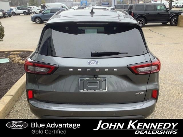Certified 2023 Ford Escape ST-Line Select w/ Tech Pack #2 image 3