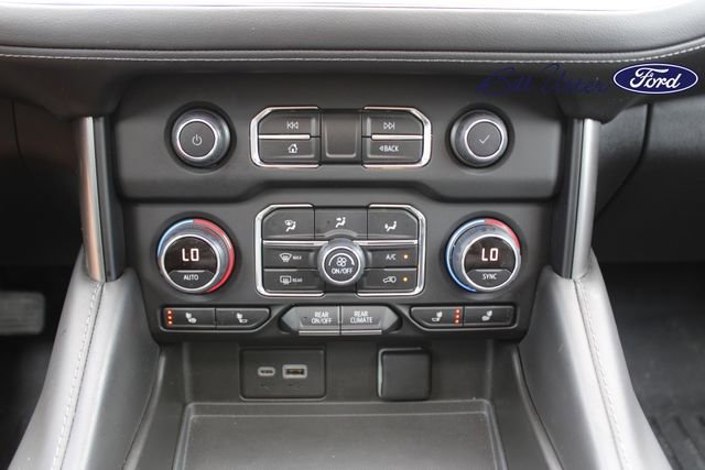 Used 2023 Chevrolet Tahoe Z71 w/ Luxury Package AWD/4WD image 19