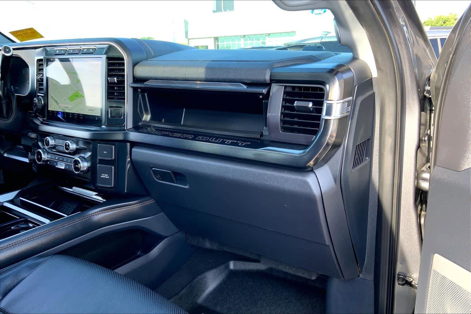 Certified 2023 Ford F250 Lariat w/ Lariat Ultimate Package AWD/4WD image 17