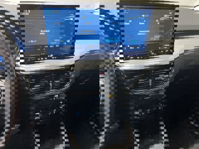 Certified 2024 Ford Escape Platinum image 24