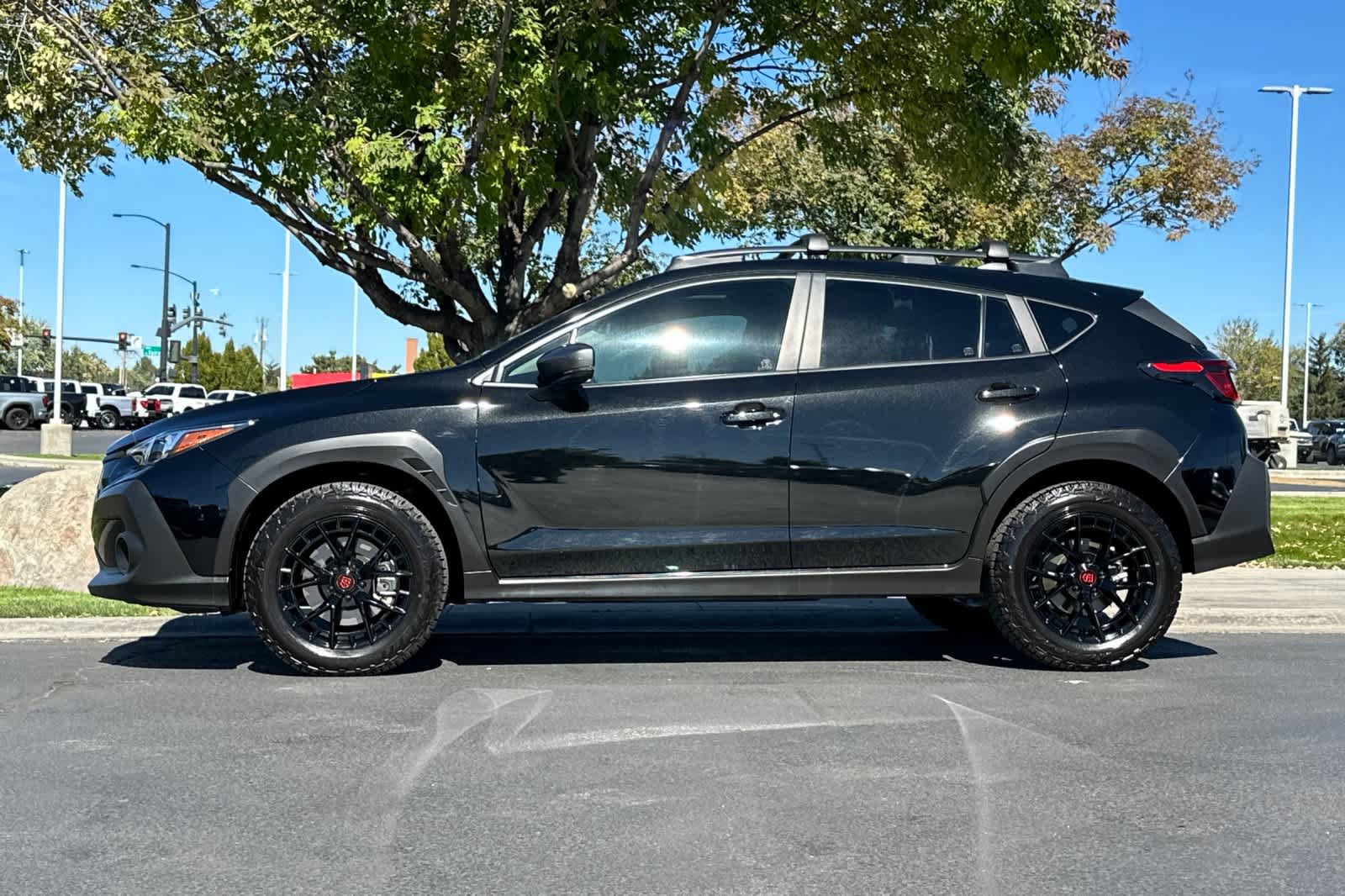 Used 2025 Subaru Crosstrek 2.5i Premium AWD/4WD image 5