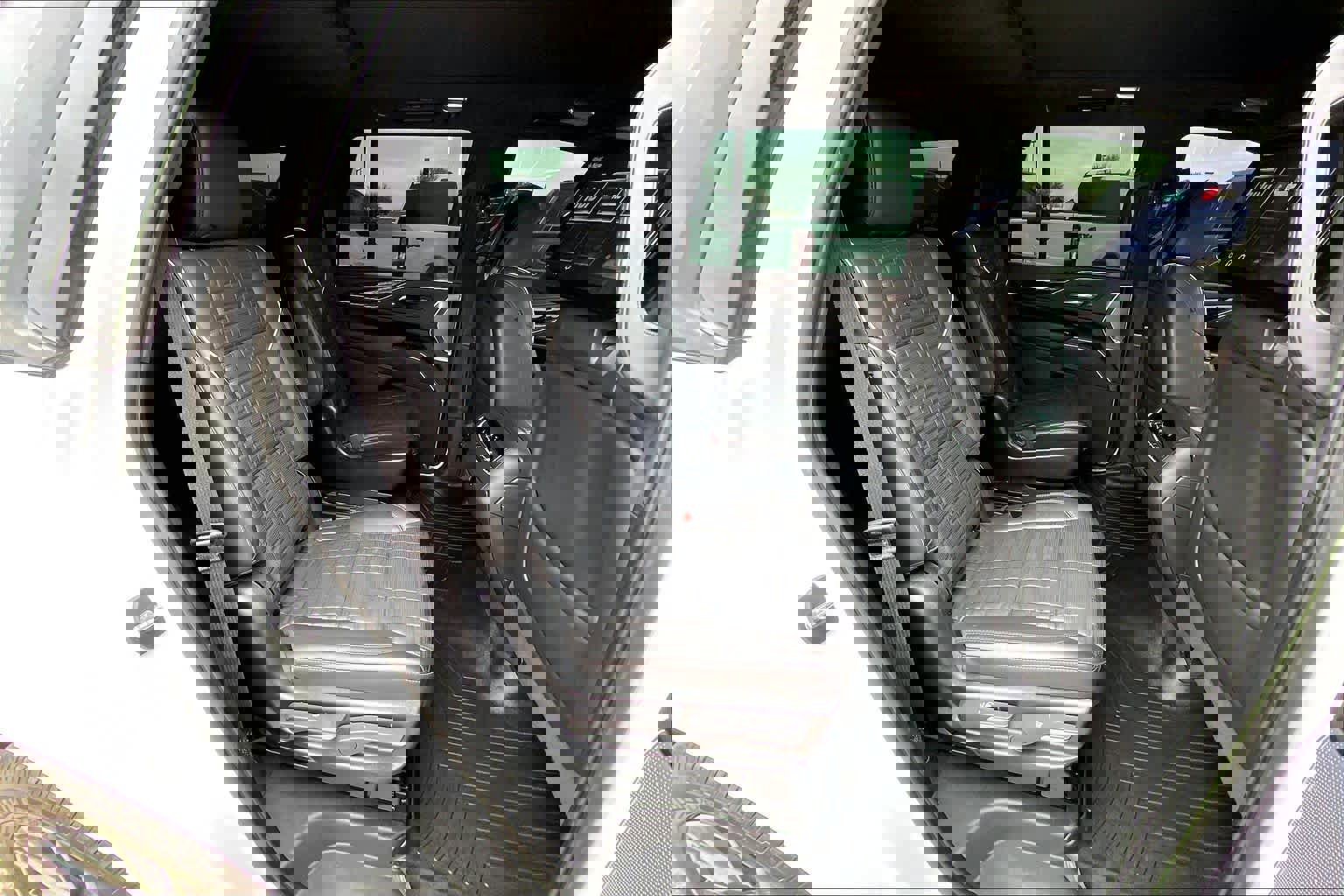 Used 2022 Cadillac Escalade Sport Platinum image 19