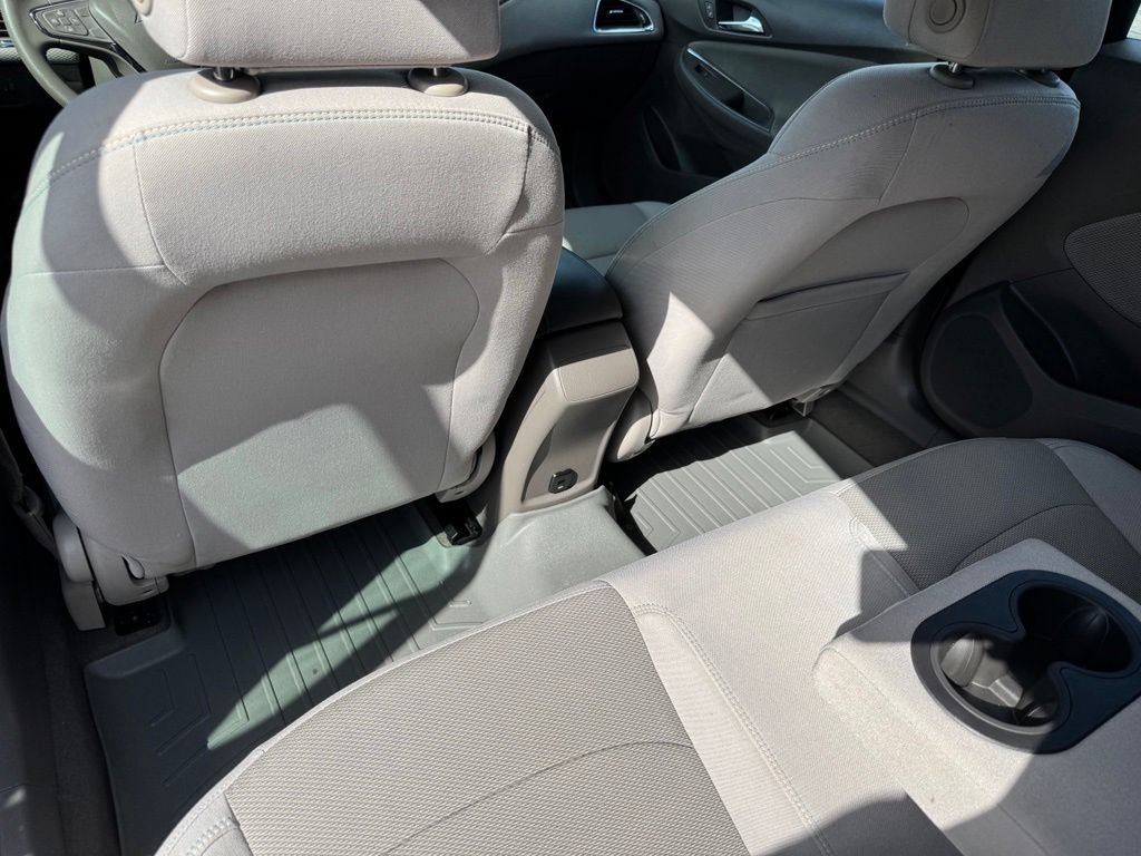 Used 2017 Chevrolet Cruze LT FWD image 20