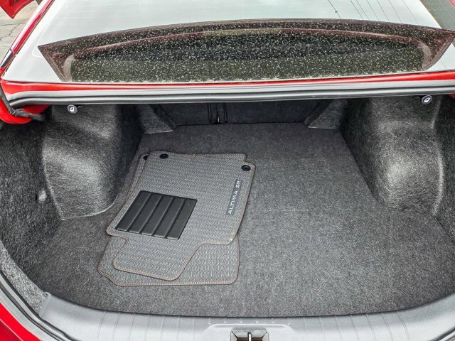 Used 2024 Nissan Altima 2.5 SR AWD/4WD image 29