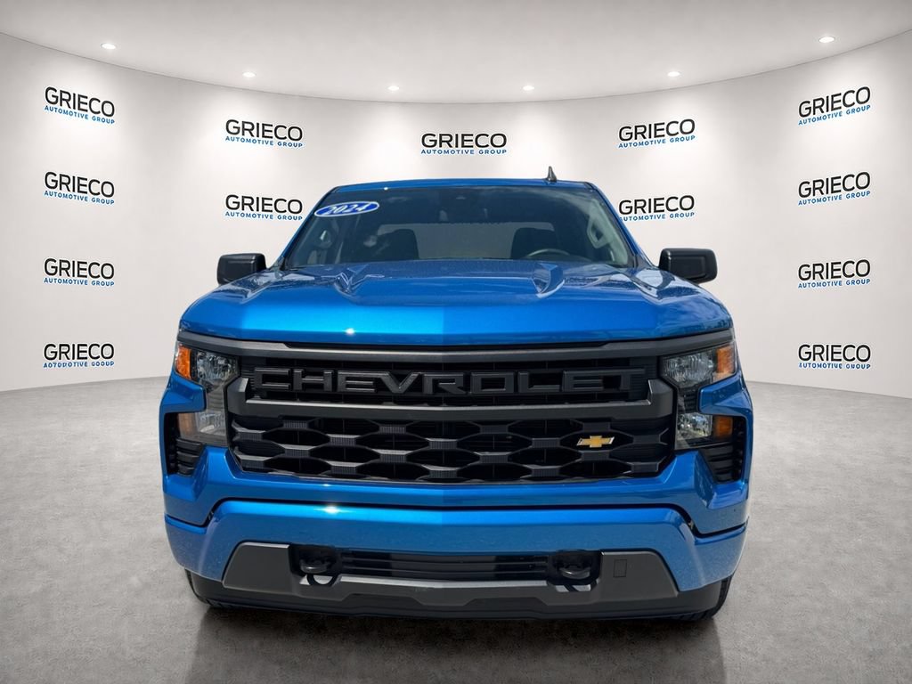 Used 2024 Chevrolet Silverado 1500 Custom RWD image 2