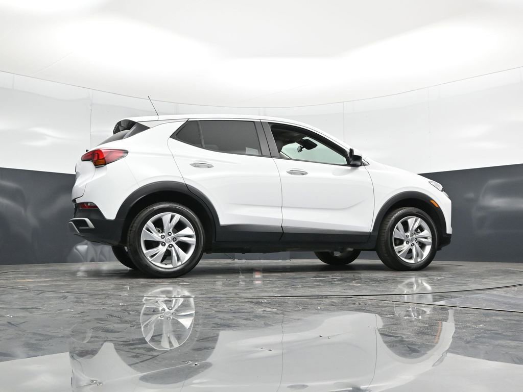 Used 2025 Buick Encore GX Preferred AWD/4WD image 43