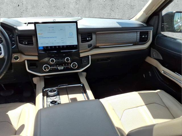 Certified 2024 Ford Expedition Limited AWD/4WD image 18