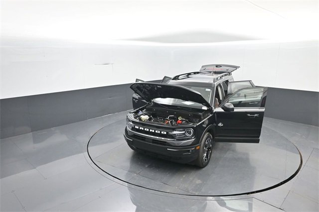 Certified 2023 Ford Bronco Sport Outer Banks w/ Tech Package image 35