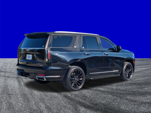Used 2023 Cadillac Escalade Luxury AWD/4WD image 4