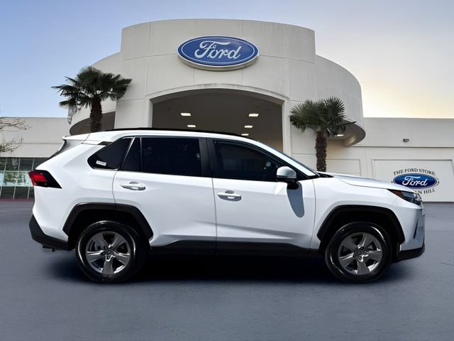 Used 2025 Toyota RAV4 XLE w/ Convenience Package AWD/4WD image 5