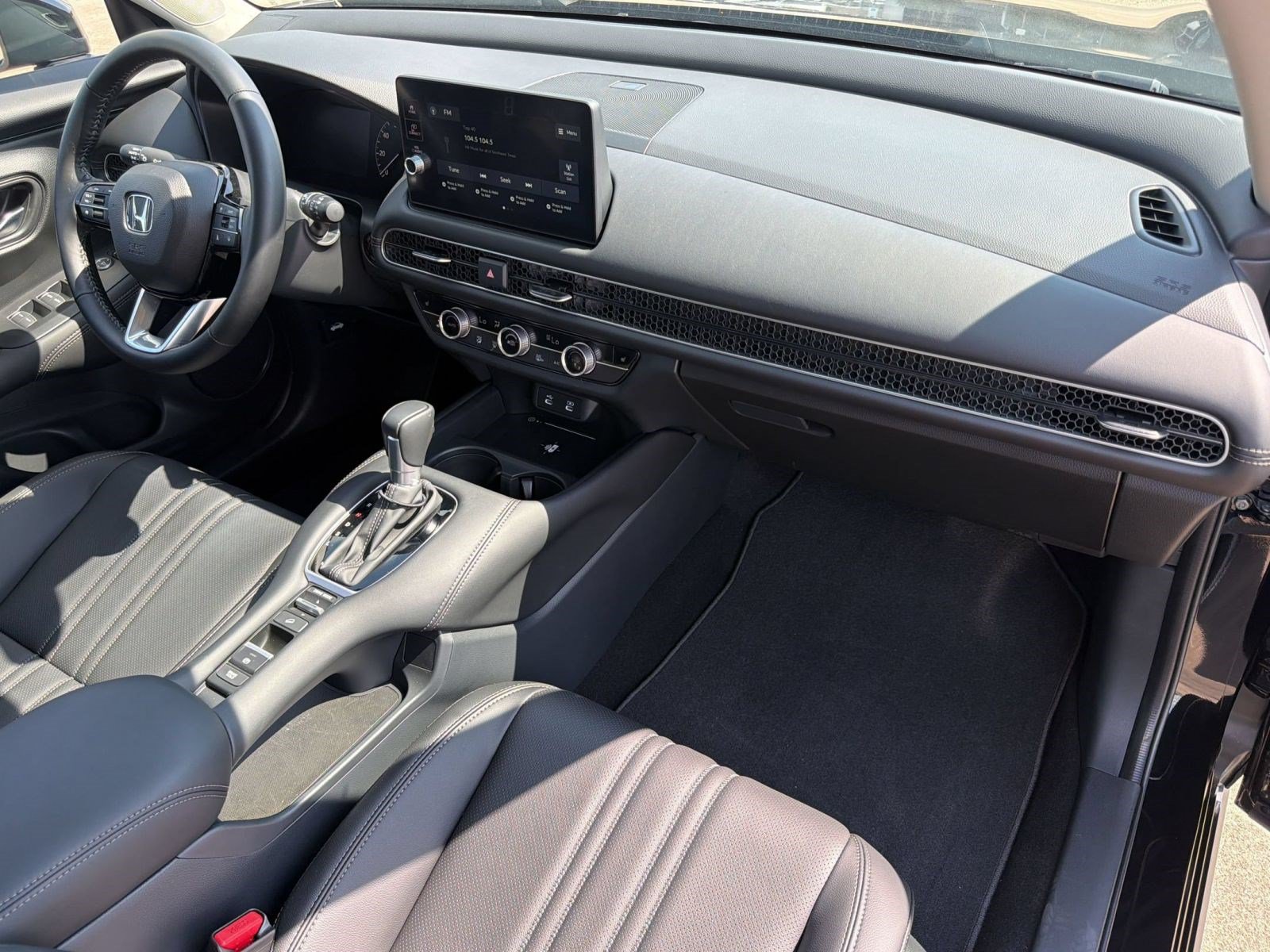 Used 2026 Honda HR-V EX-L image 28