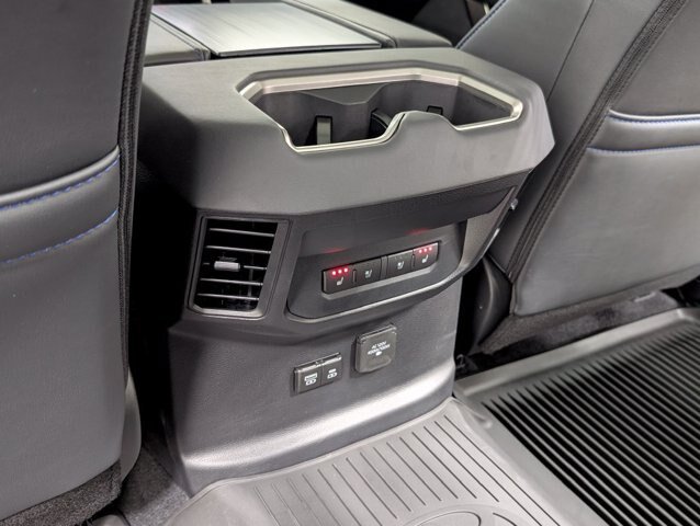 Used 2026 Toyota Tundra Platinum AWD/4WD image 18