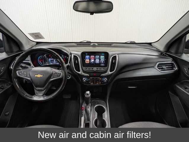 Used 2018 Chevrolet Equinox LT w/ Sun & Infotainment Package AWD/4WD image 3