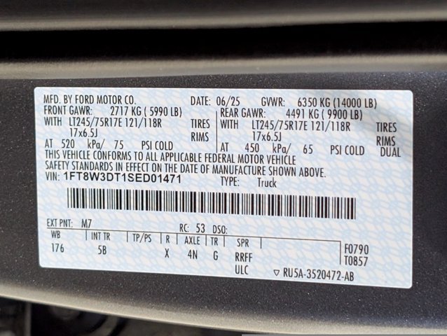 Certified 2025 Ford F350 Lariat w/ Lariat Ultimate Package AWD/4WD image 34