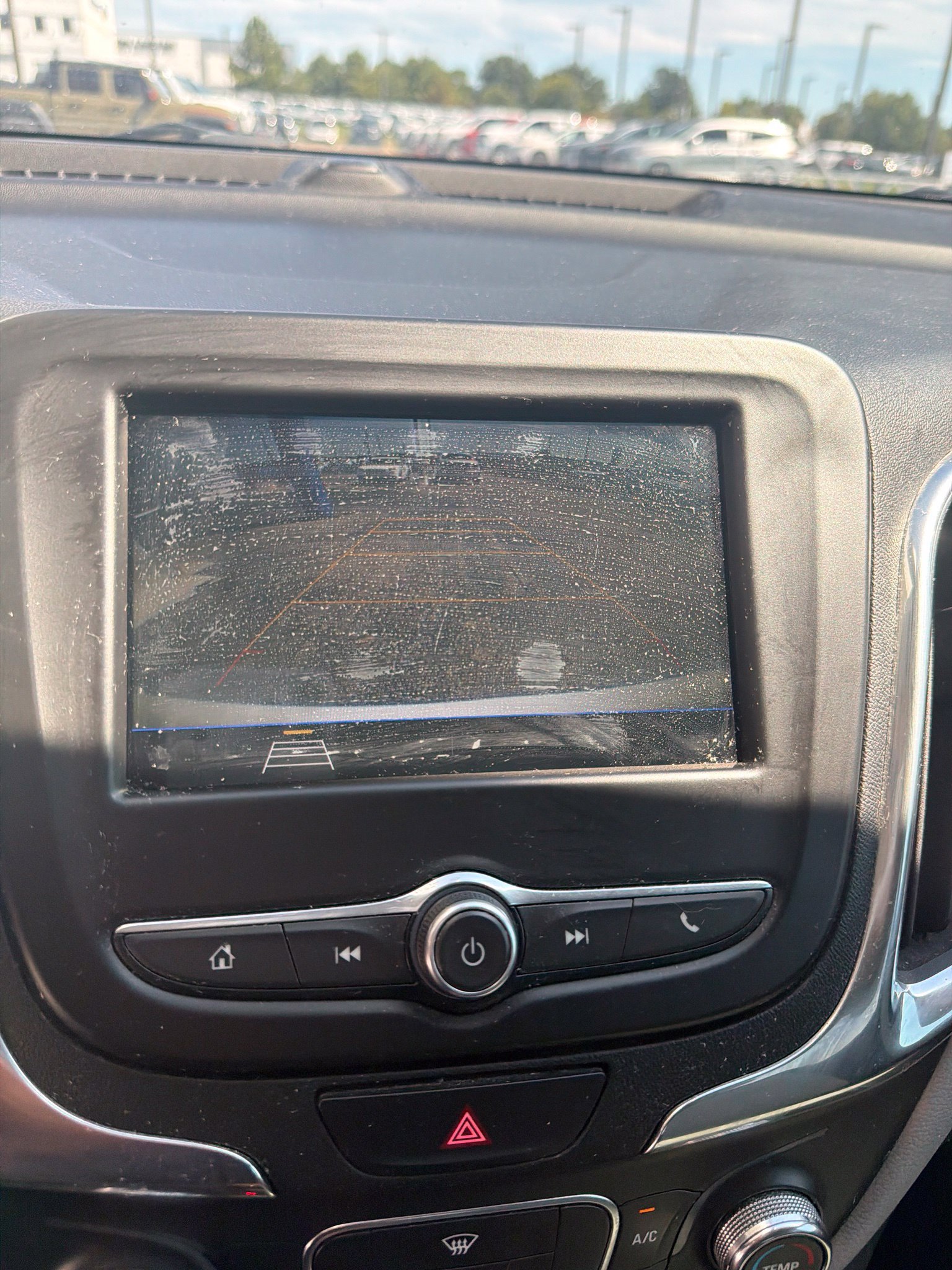 Used 2019 Chevrolet Equinox LS FWD image 12
