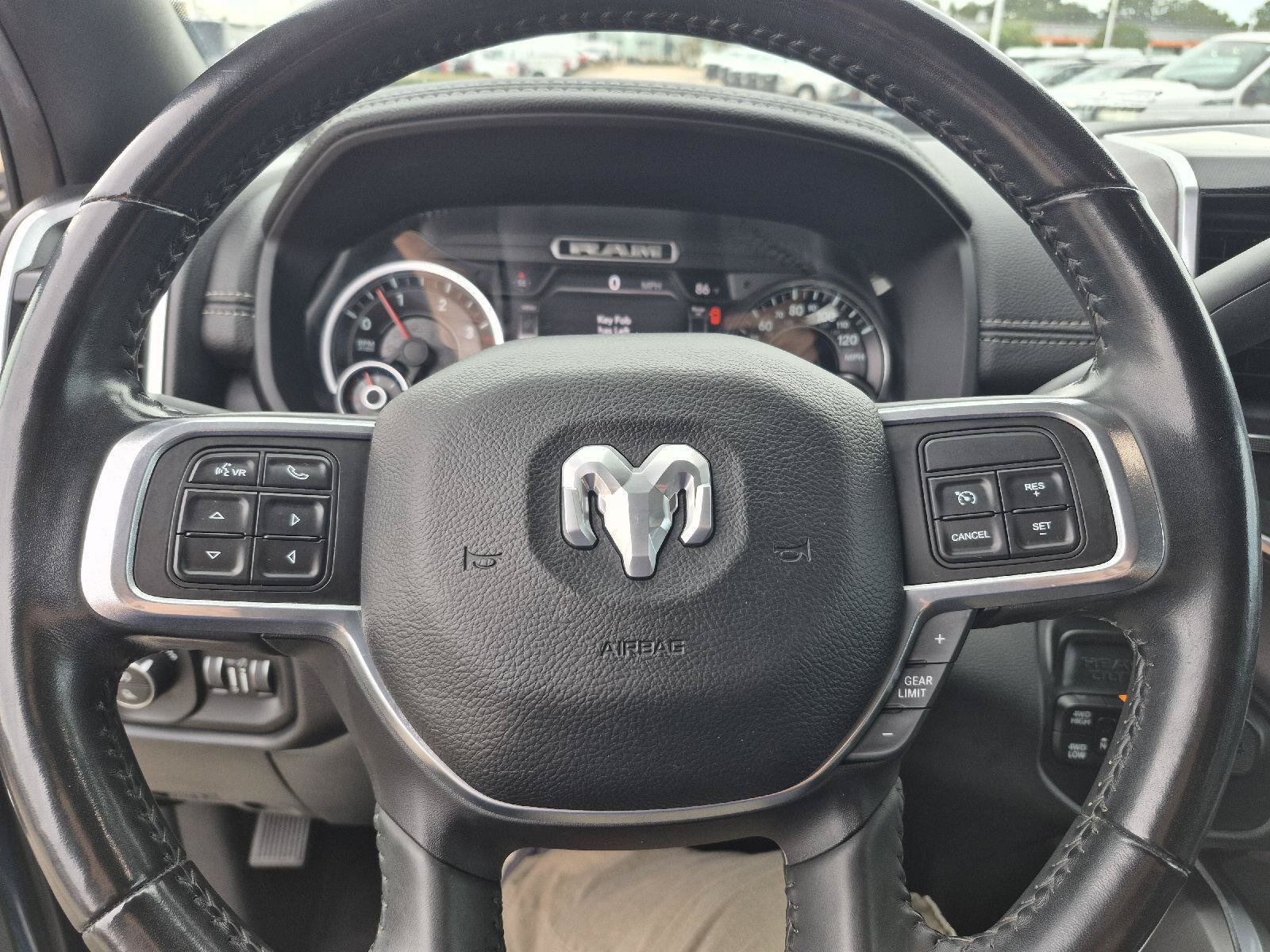 Used 2021 RAM 2500 Laramie w/ Night Edition AWD/4WD image 10