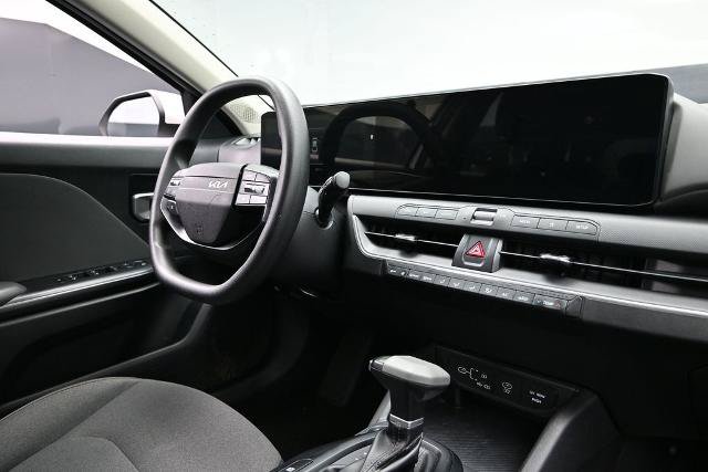 Used 2025 Kia K4 FWD image 11