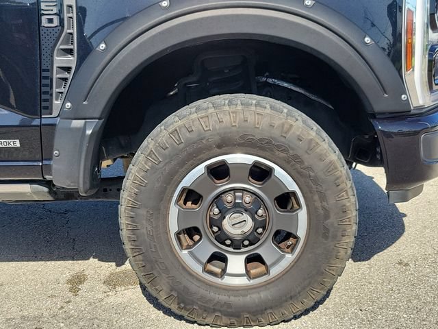 Certified 2024 Ford F250 Lariat w/ Lariat Ultimate Package AWD/4WD image 13
