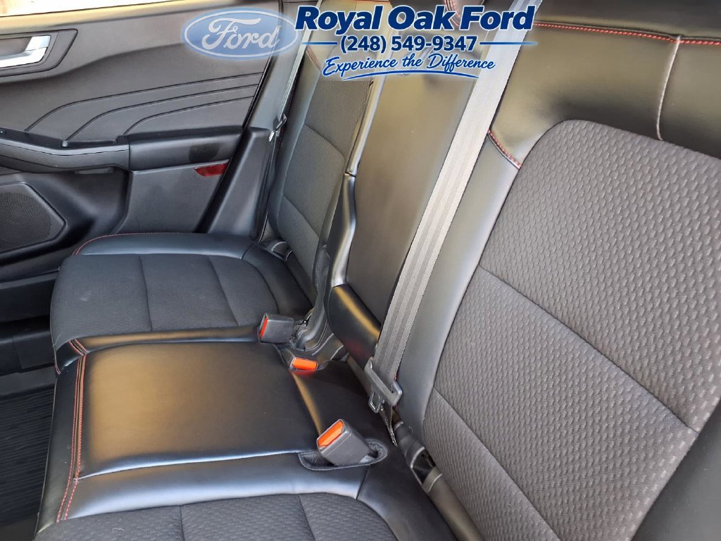 Certified 2024 Ford Escape ST-Line w/ Tech Pack #1 AWD/4WD image 10