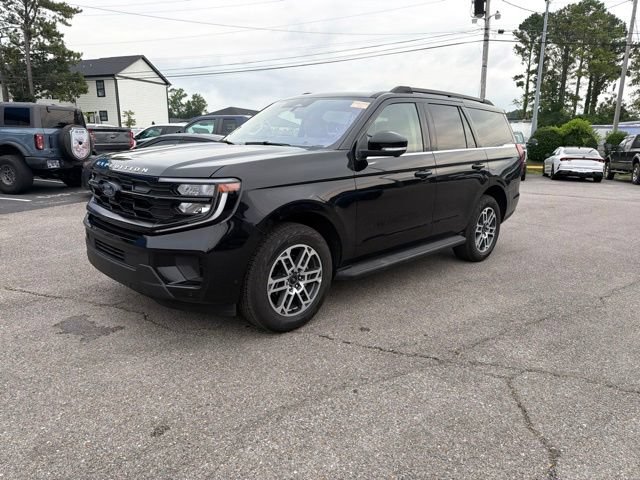 Certified 2025 Ford Expedition Active AWD/4WD image 13