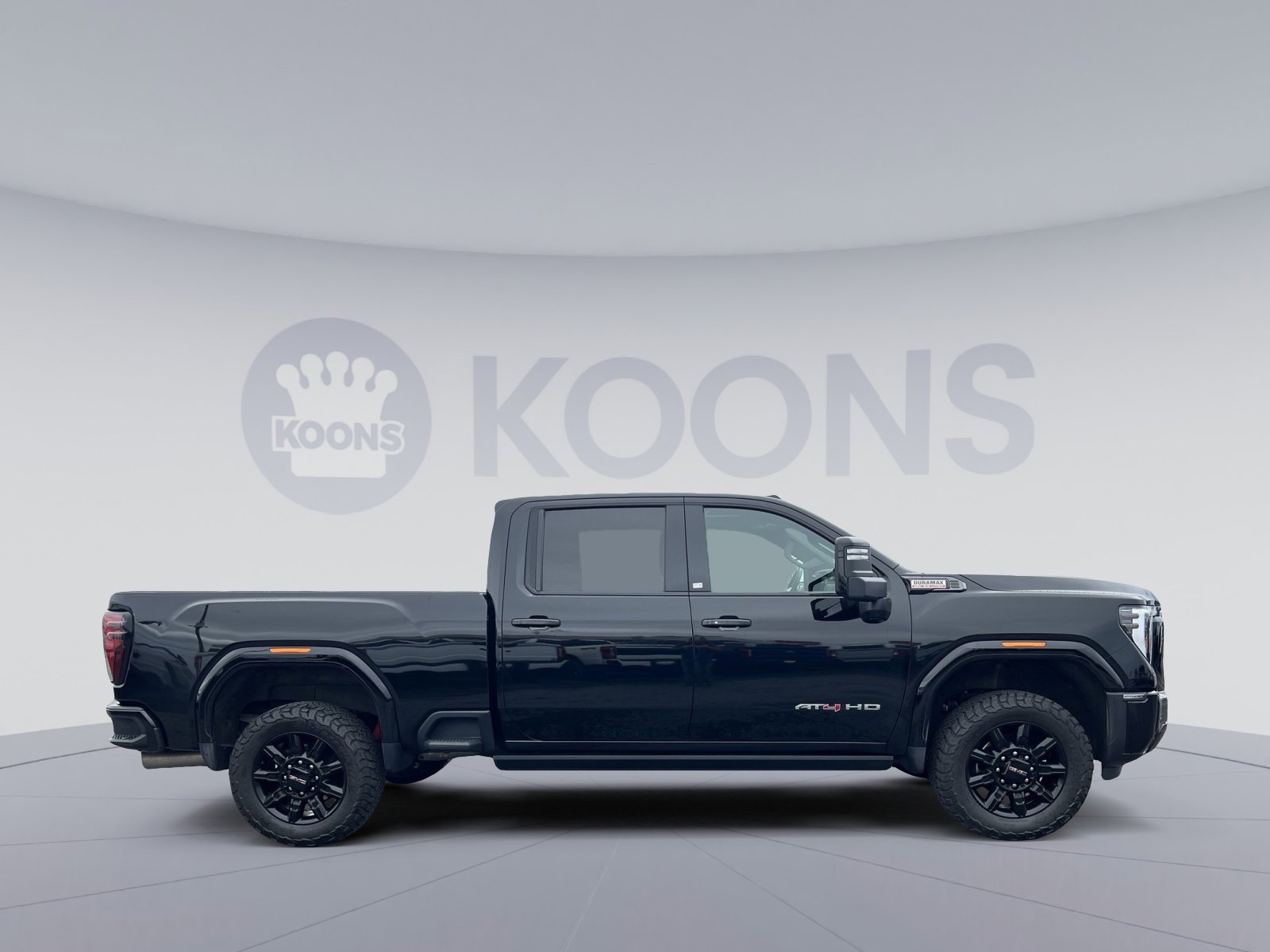 Used 2024 GMC Sierra 2500 AT4 w/ AT4 Premium Plus Package AWD/4WD image 17