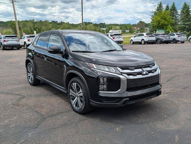 Used 2024 Mitsubishi Outlander Sport SE AWD/4WD image 4