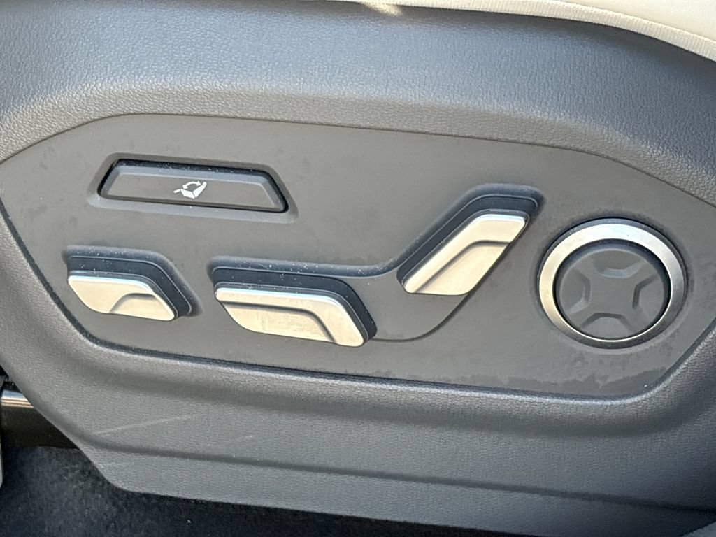 Used 2026 Hyundai Santa Fe Calligraphy AWD/4WD image 34