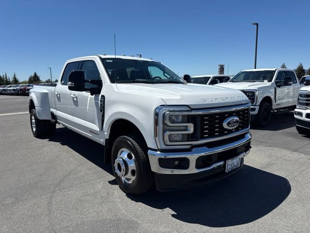 Certified 2026 Ford F350 Lariat w/ Lariat Ultimate Package AWD/4WD image 4
