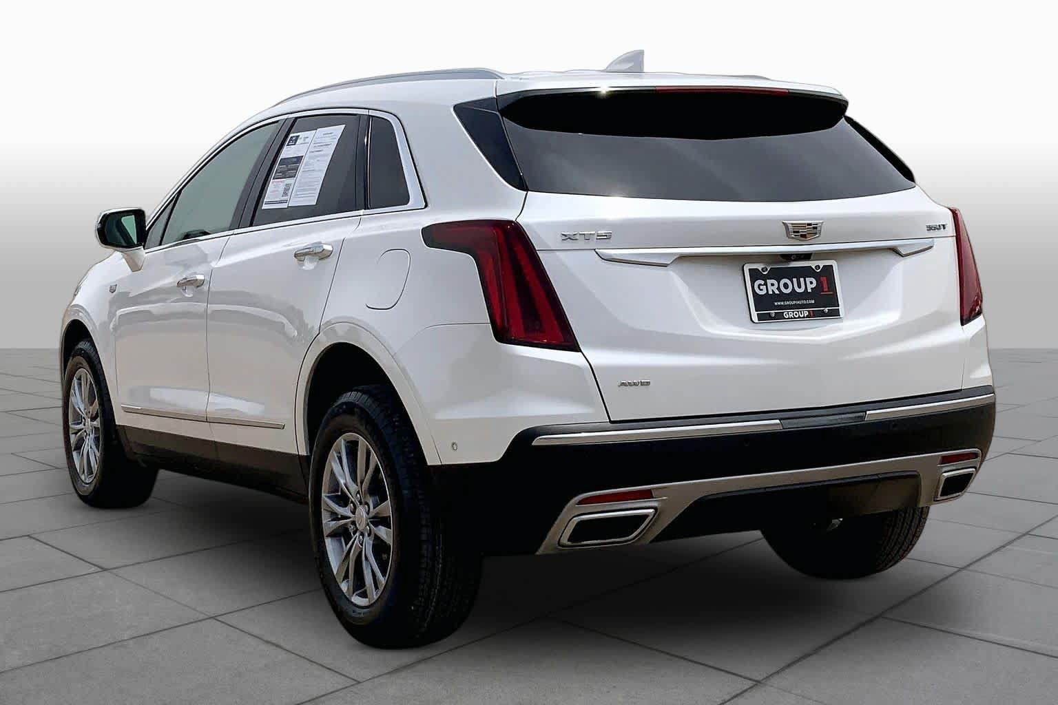 Used 2021 Cadillac XT5 Premium Luxury AWD/4WD image 12