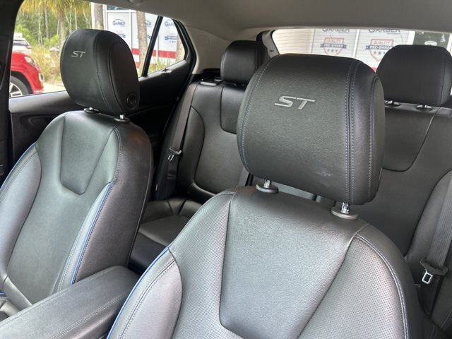 Used 2025 Buick Encore GX Sport Touring w/ Advanced Technology Package FWD image 18