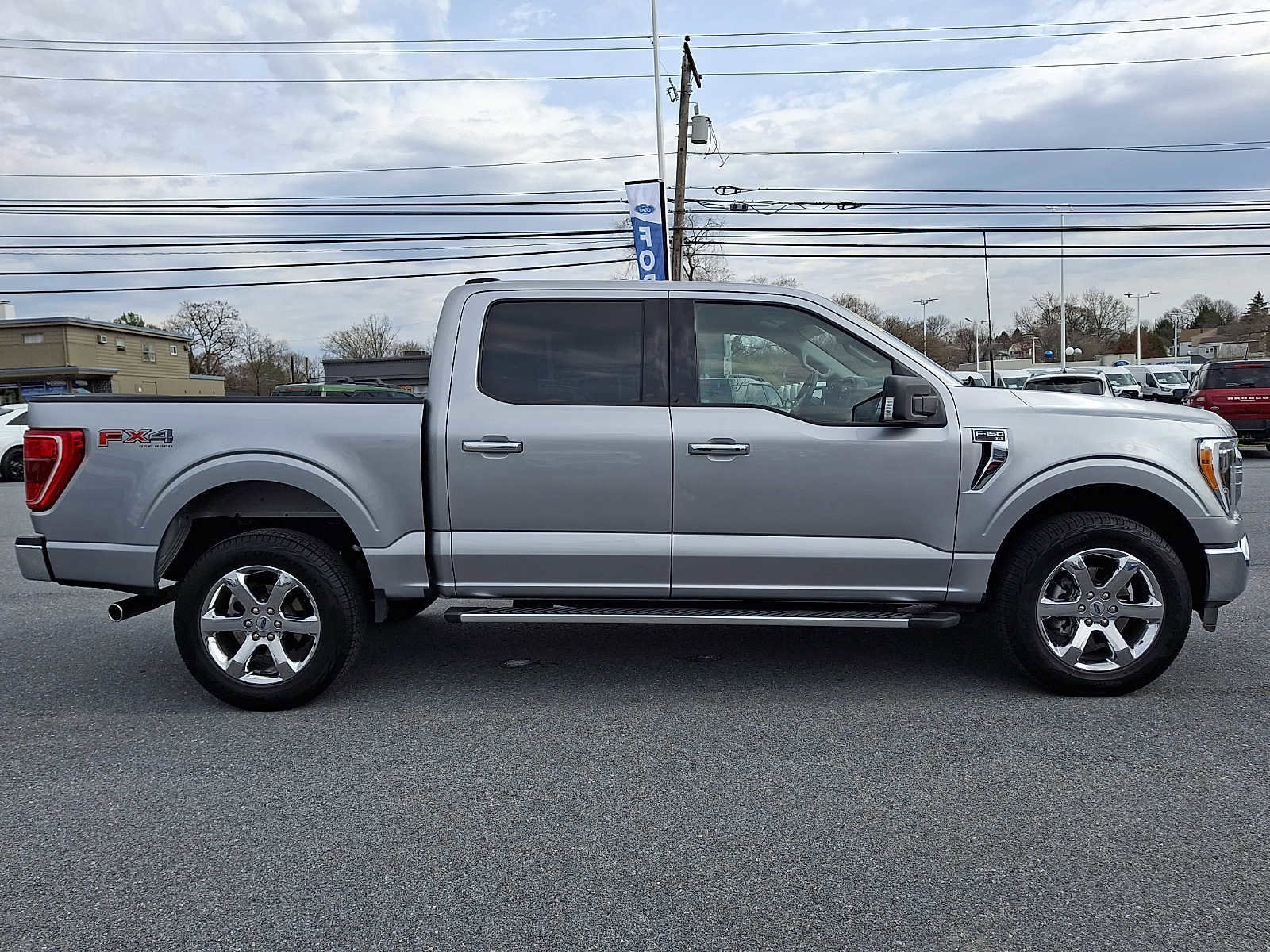 Certified 2023 Ford F150 XLT w/ Equipment Group 302A High image 5