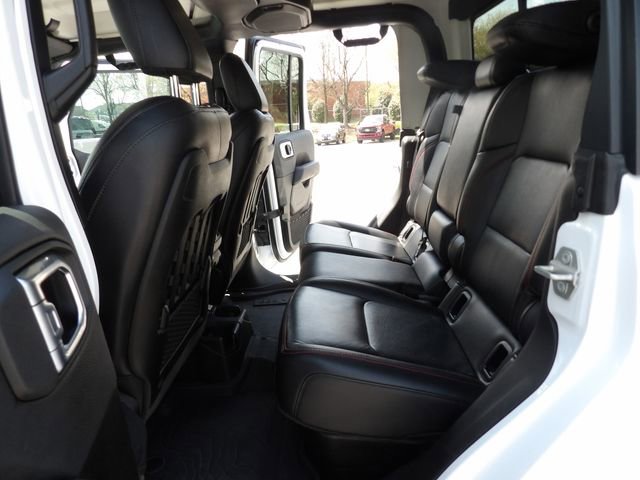 Used 2023 Jeep Gladiator Rubicon w/ Cold Weather Group AWD/4WD image 29