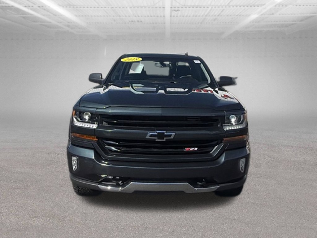 Used 2018 Chevrolet Silverado 1500 LT w/ All Star Edition AWD/4WD image 3