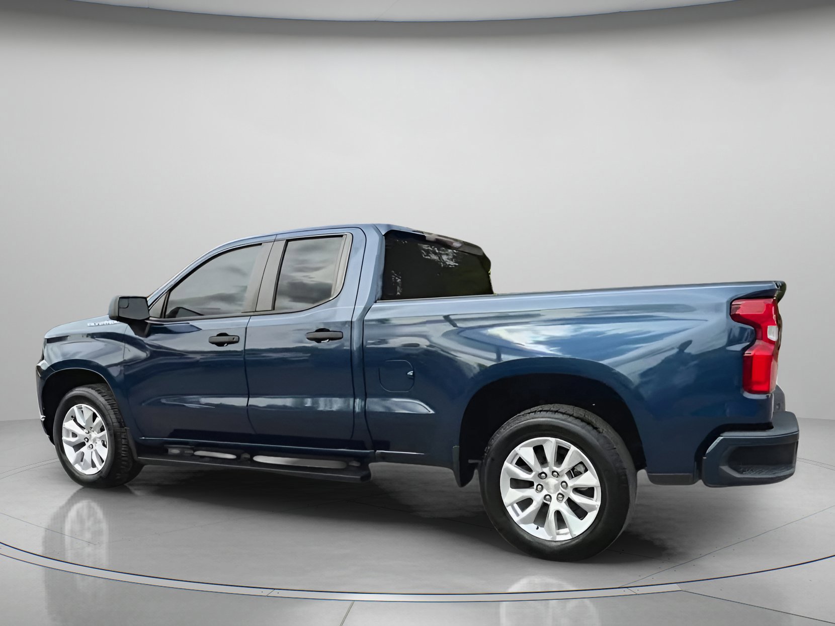 Used 2019 Chevrolet Silverado 1500 Custom w/ Custom Convenience Package image 11