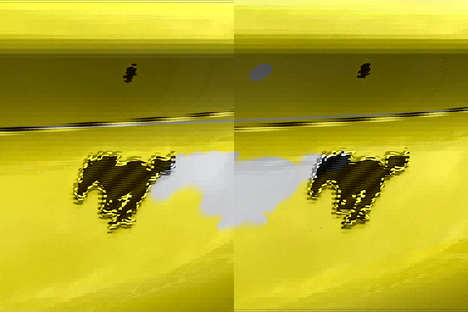 Certified 2025 Ford Mustang Mach-E Premium w/ Sport Appearance Package image 30