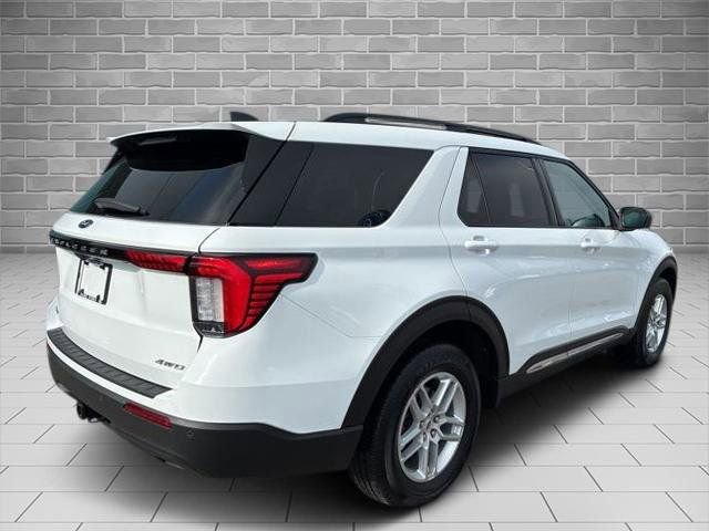 Certified 2025 Ford Explorer Active image 5