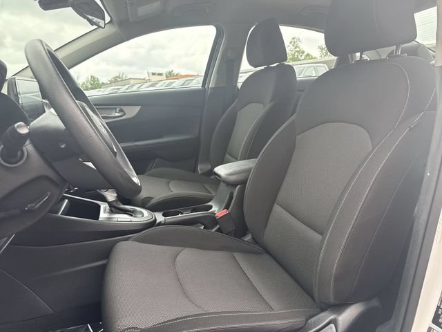 Used 2023 Kia Forte LXS FWD image 11