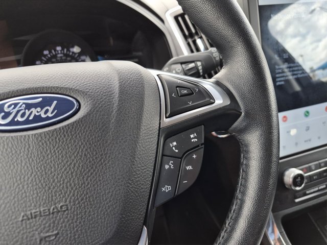 Certified 2024 Ford Edge Titanium AWD/4WD image 21