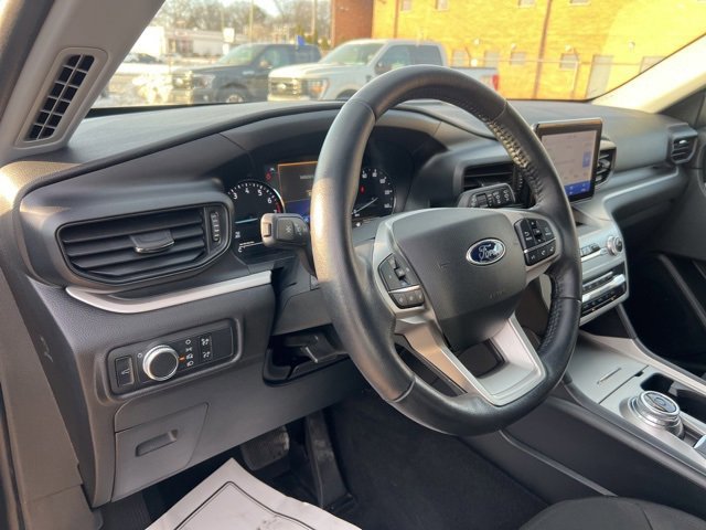 Certified 2021 Ford Explorer XLT image 8
