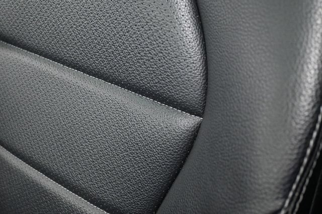 Used 2022 Mercedes-Benz GLC 300 image 11