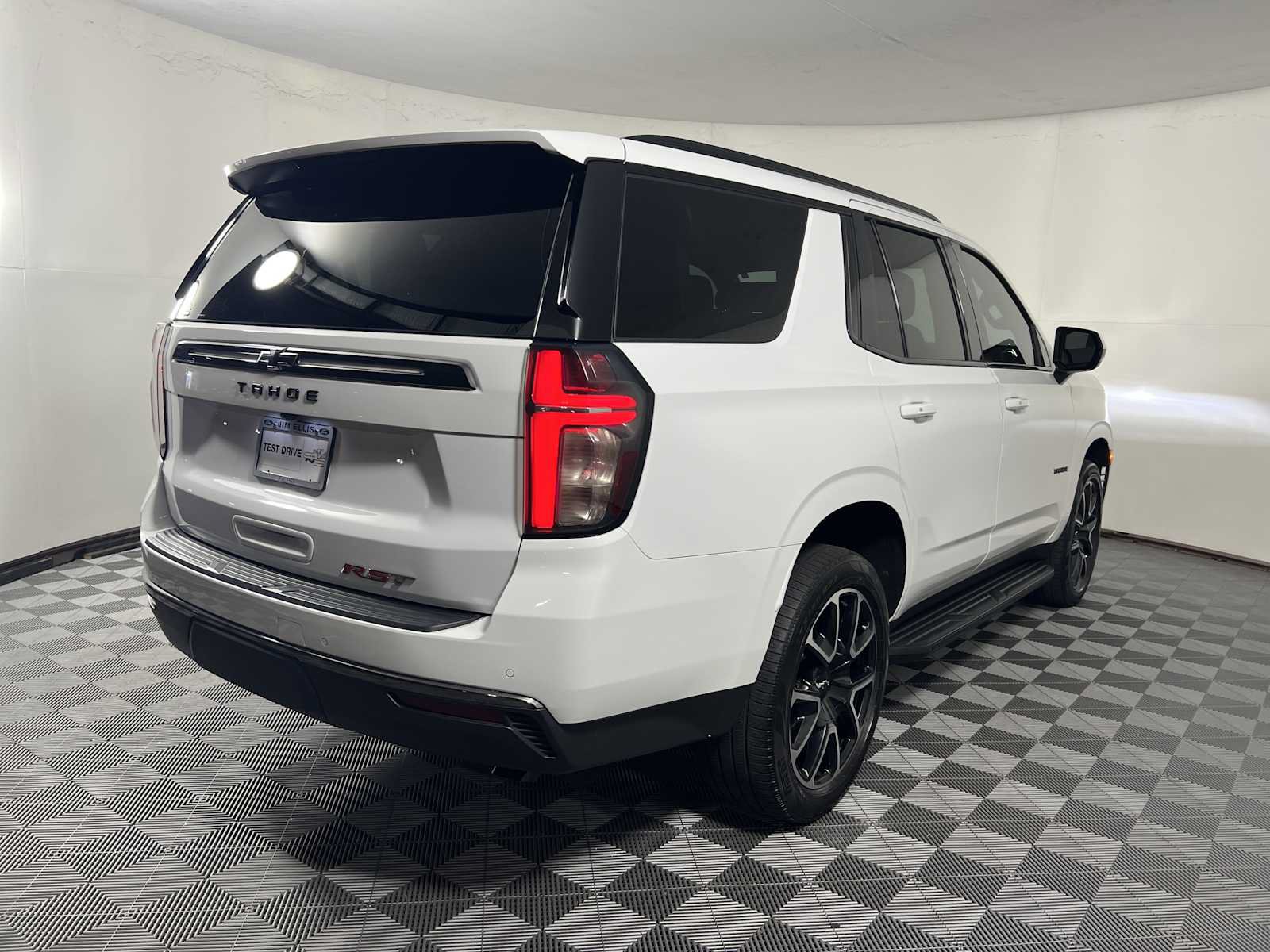 Used 2022 Chevrolet Tahoe RST RWD image 10