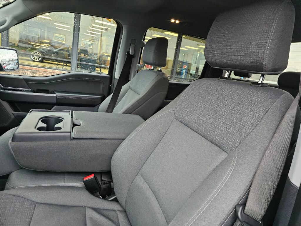 Certified 2025 Ford F150 XLT w/ Equipment Group 301A Standard image 18