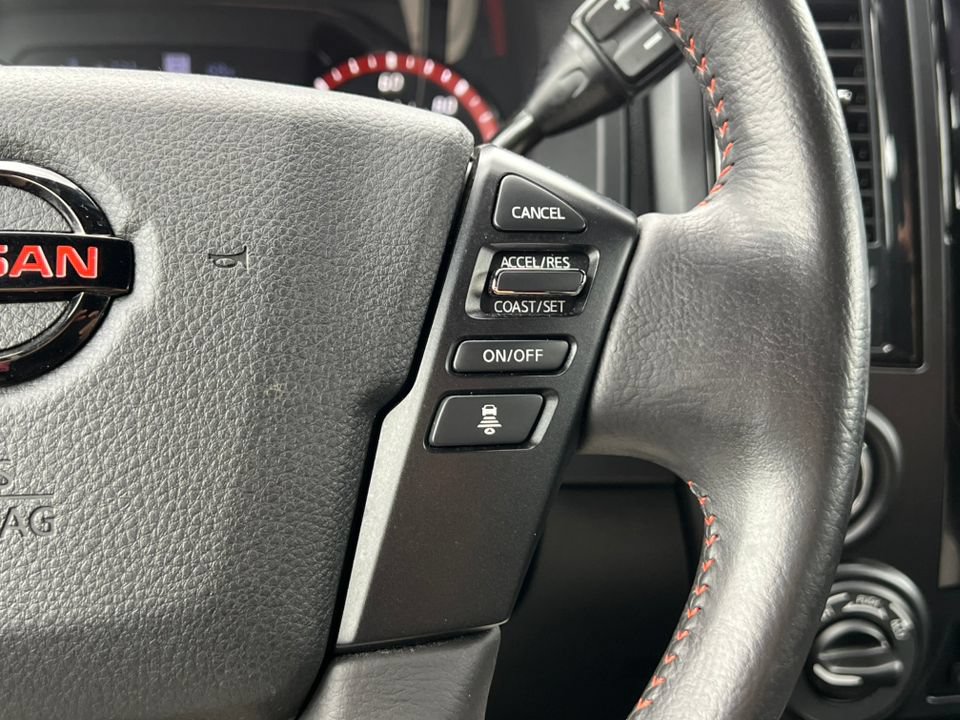 Used 2022 Nissan Titan PRO-4X w/ Pro-4x Convenience Package AWD/4WD image 23