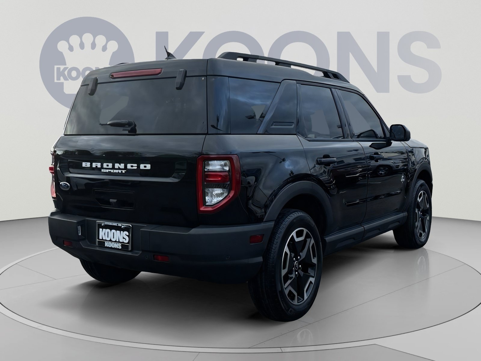 Certified 2024 Ford Bronco Sport Outer Banks w/ Tech Package AWD/4WD image 11